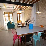 Grande Y Luminoso En El Centro De Apartamento